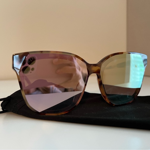 Diff Eyewear Bella Sunglasses - Picture 1 of 11